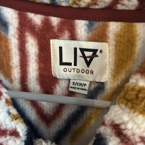 Jacket - Picture 5 of 15